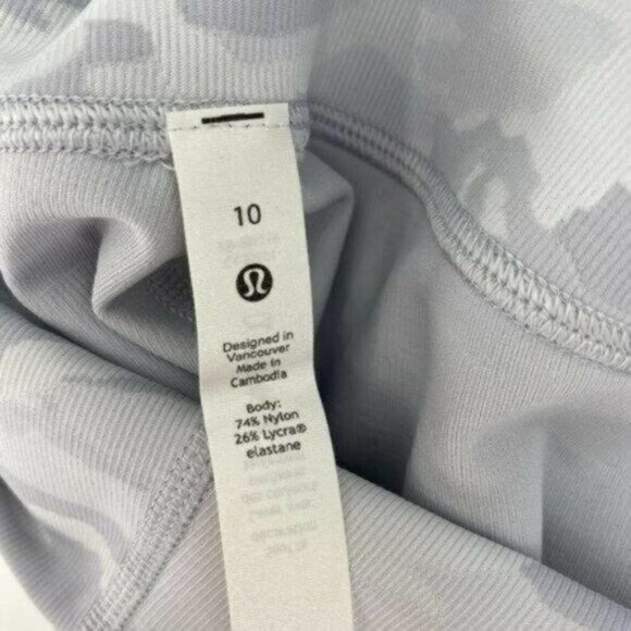 Lululemon Wunder Under Women Light Gray Camo High Rise 21" Luxtreme 10 Leggings - Picture 9 of 9